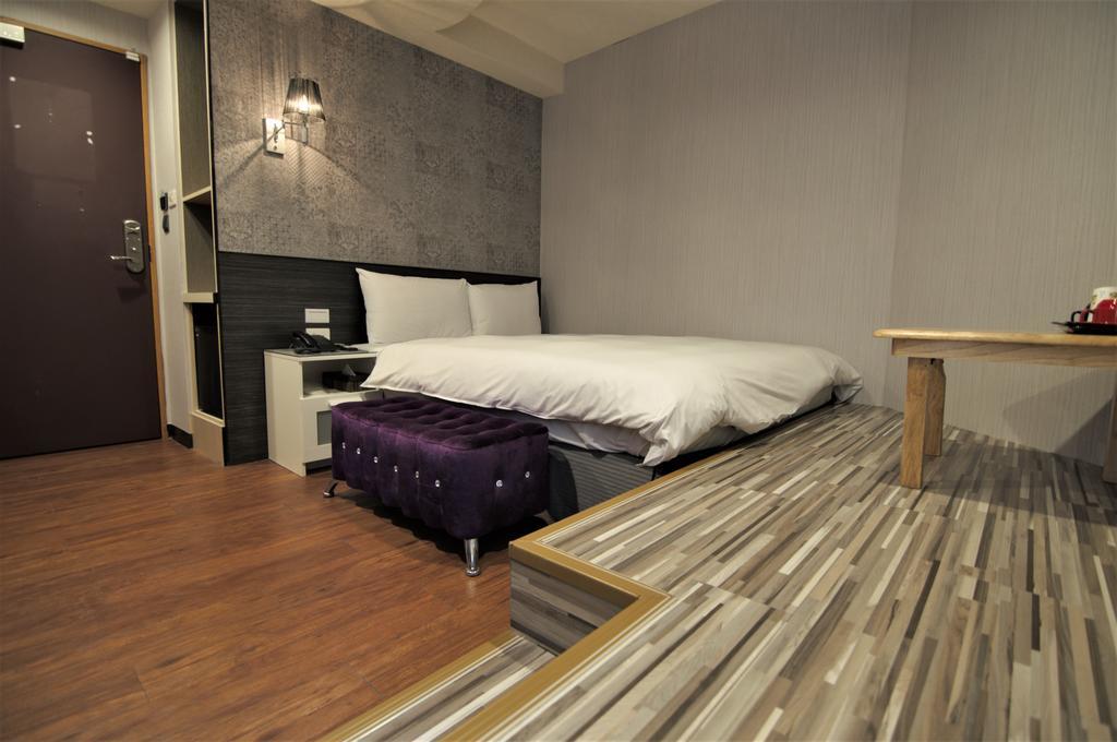 Ours Inn Taipei Extérieur photo